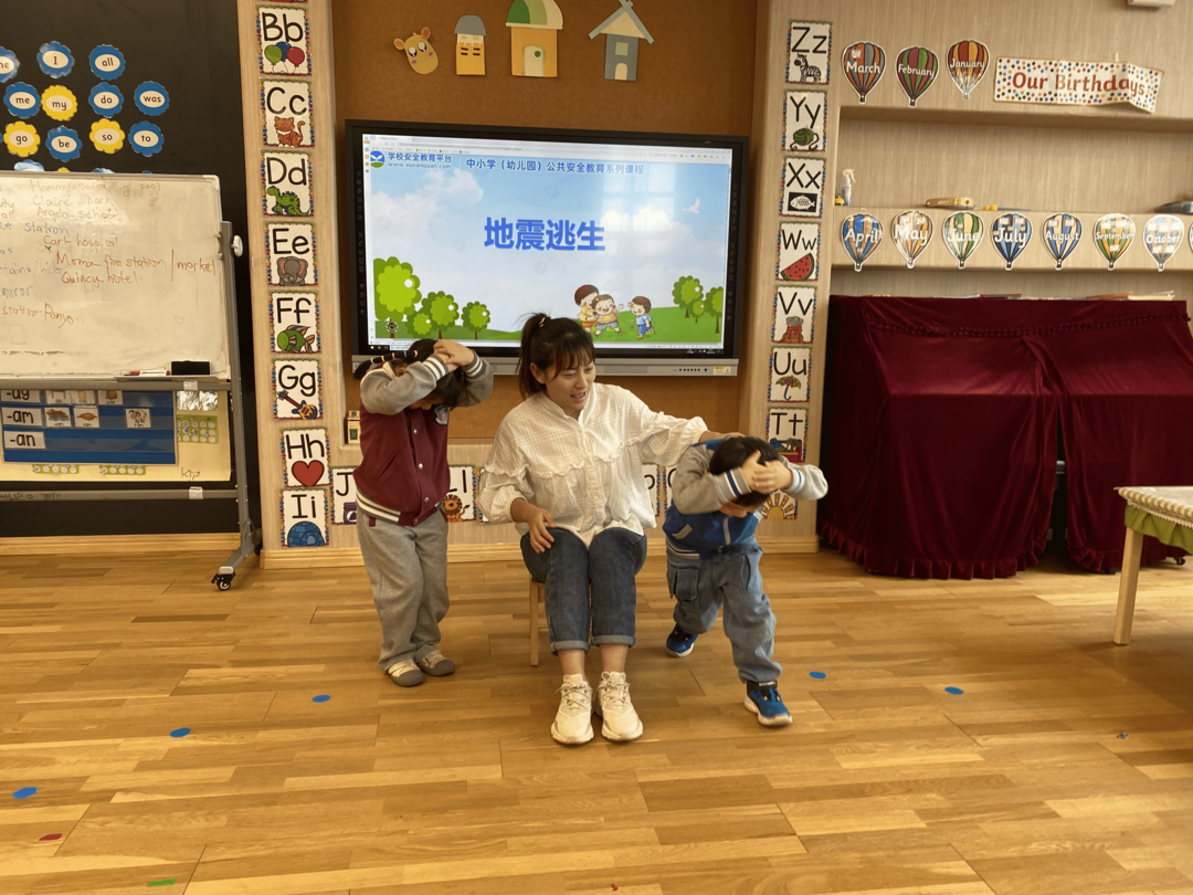 千般呵护 不如自护 | 美华幼儿园地震应急疏散演练