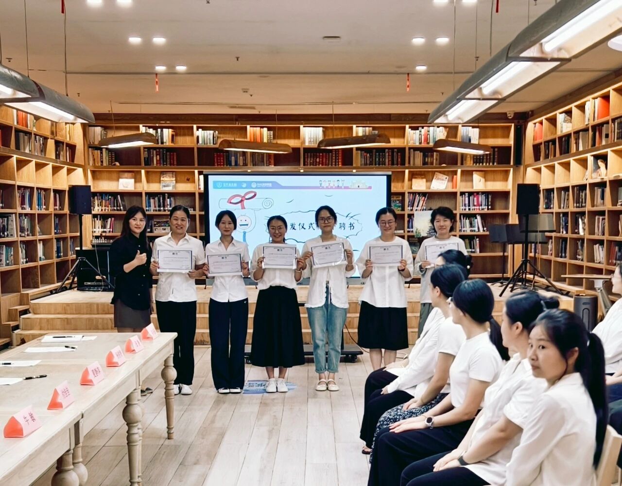 MHK教师节专题丨教育，是生命与生命的相互照亮
